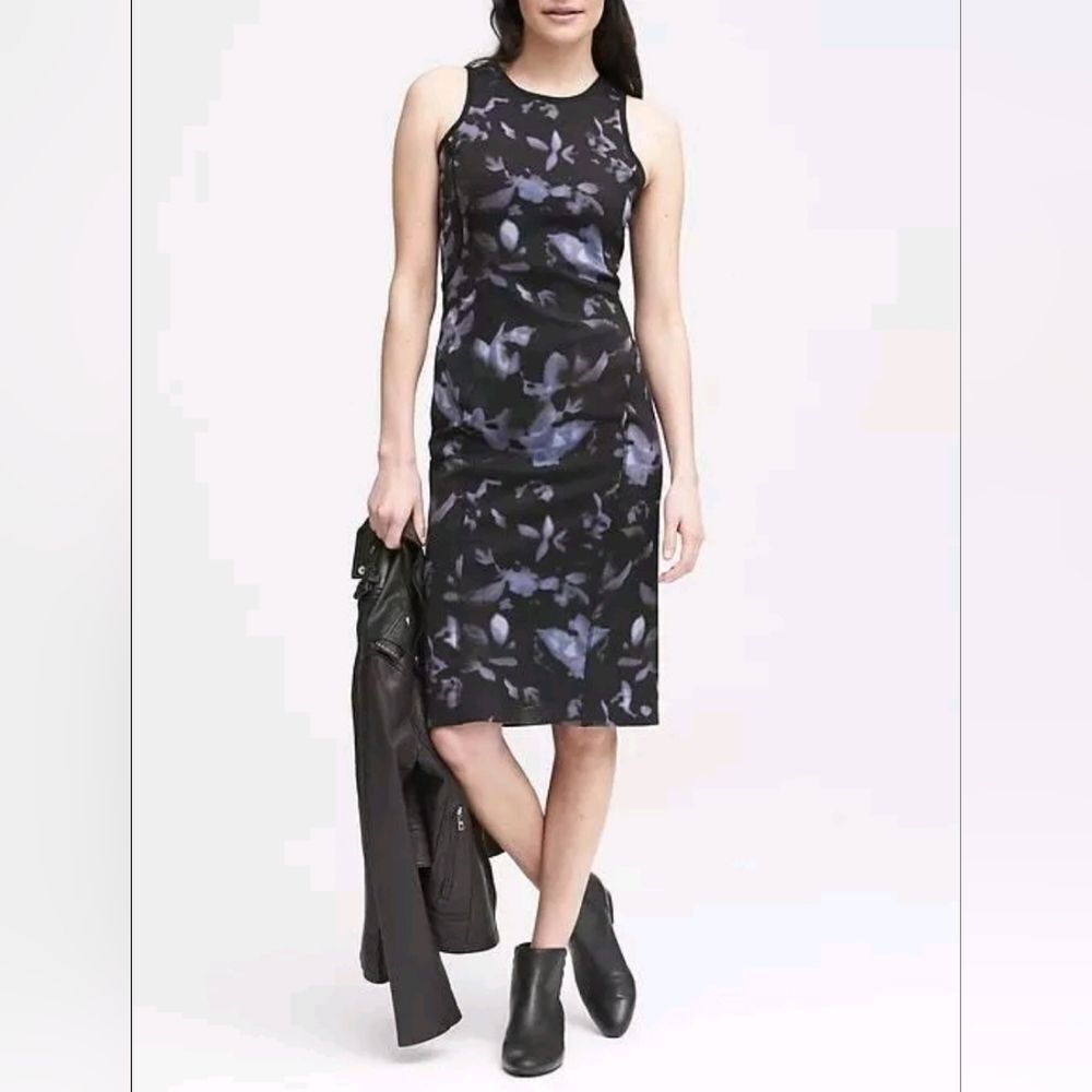 BANANA REPUBLIC "Life In Motion" Reversible Floral Neoprene Pencil Dress -Size L